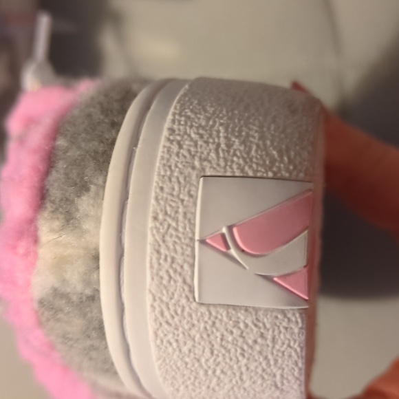 NWT Kids Sketchers Los Angeles Slip on Shoes - Size 3 - Picture 7 of 8